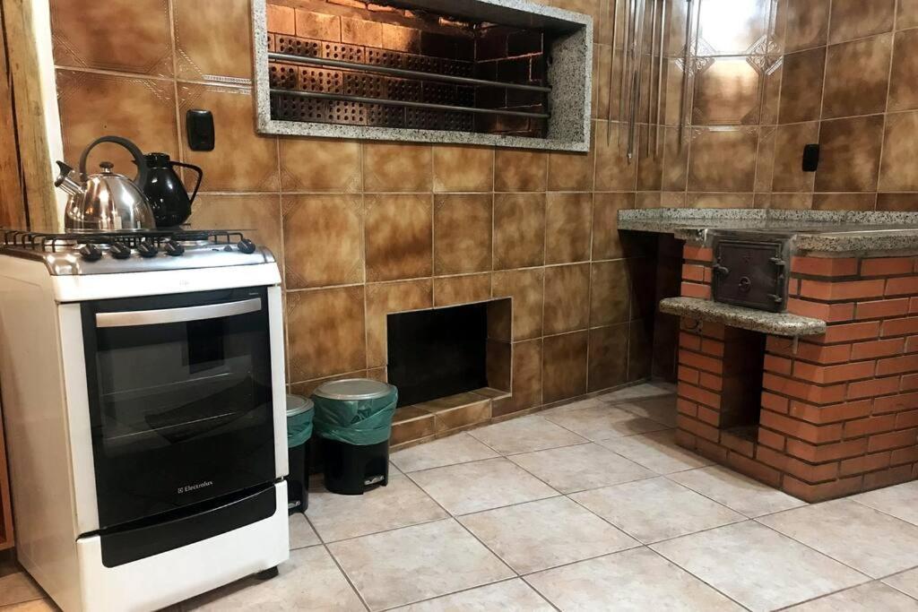 Galpao Rustico No Vale Dos Vinhedos Vila Bento Gonçalves Exterior foto